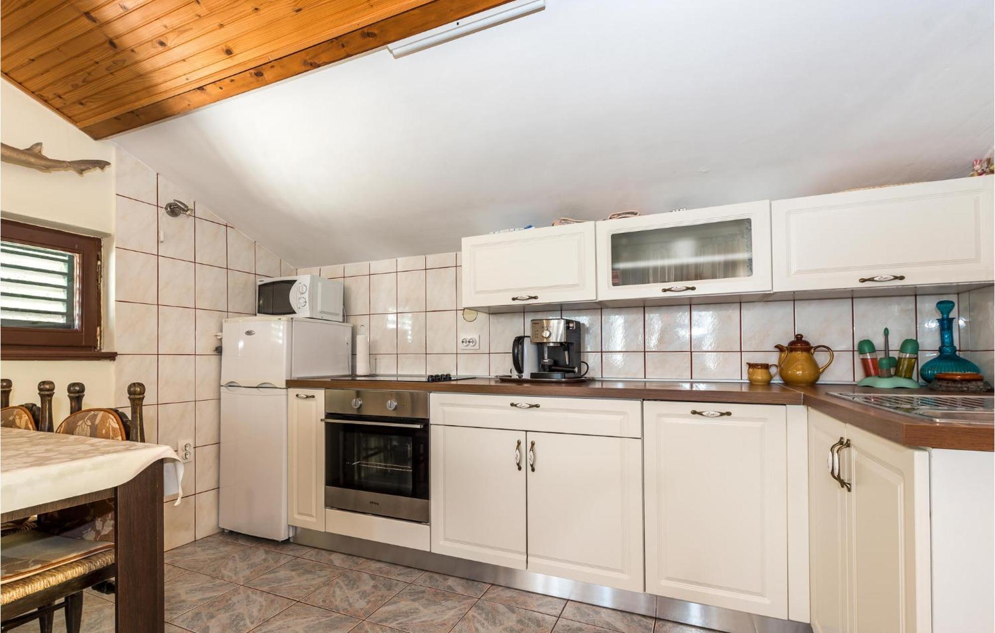 Awesome Apartment In Jadrija With Wifi Exteriör bild