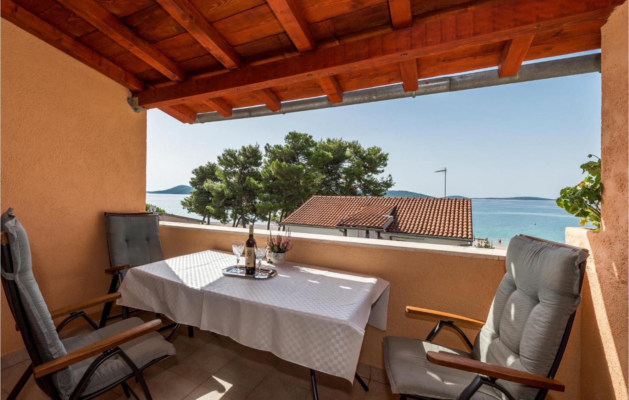 Awesome Apartment In Jadrija With Wifi Exteriör bild