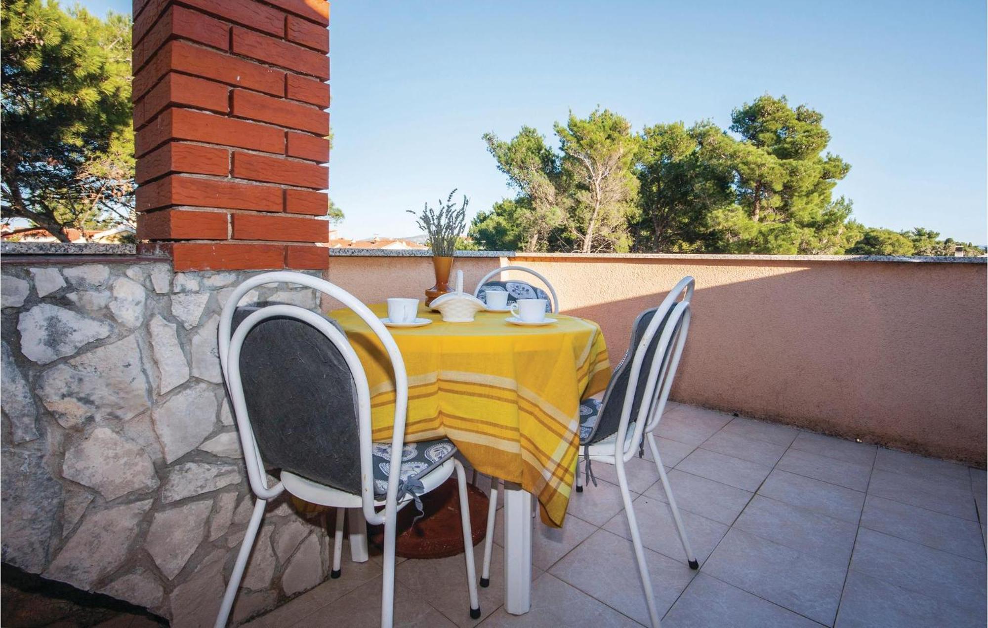 Awesome Apartment In Jadrija With Wifi Exteriör bild