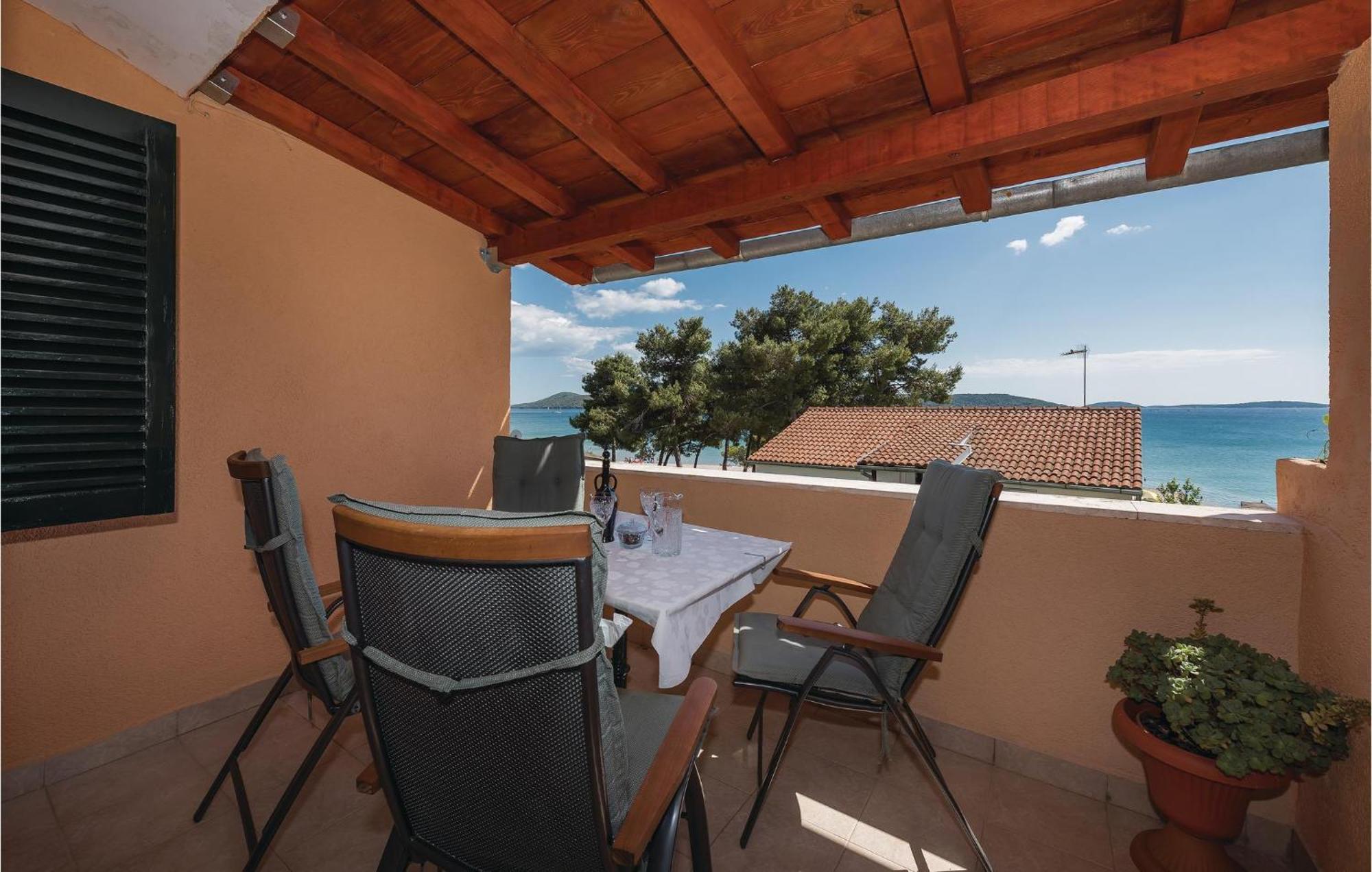 Awesome Apartment In Jadrija With Wifi Exteriör bild